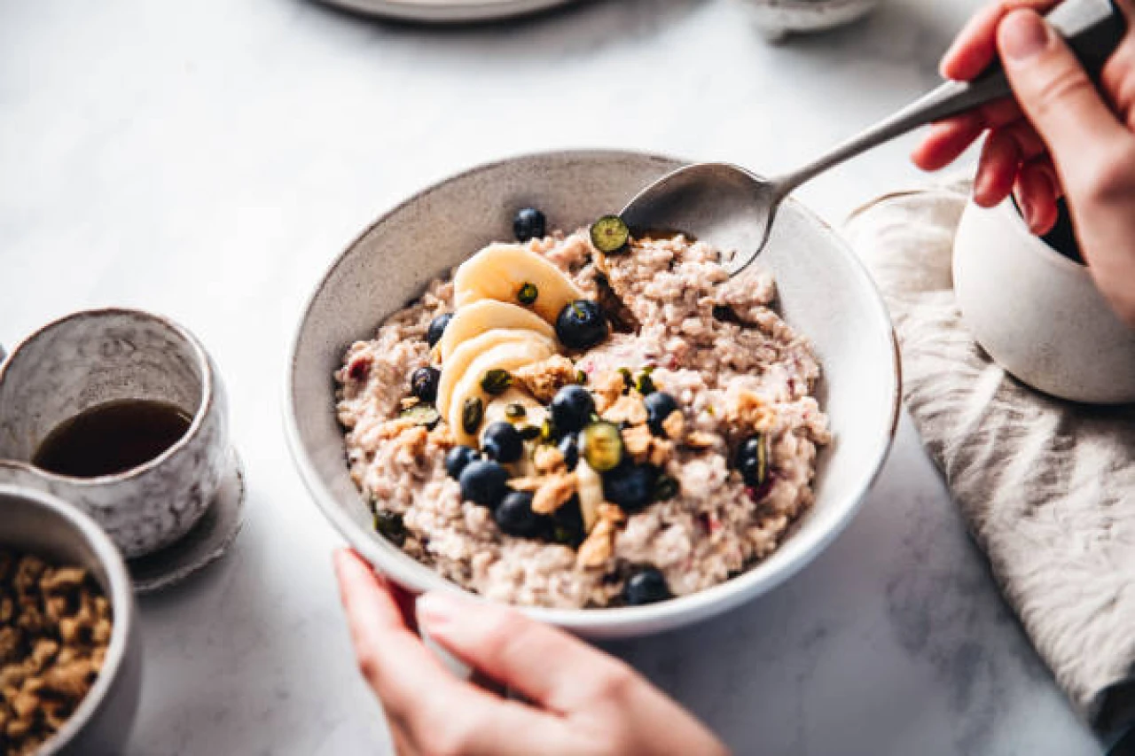 Yulaf Lapası (Porridge) Çeşitleri: Meyve, Çekirdek ve Tohumlarla Zenginleştirmek