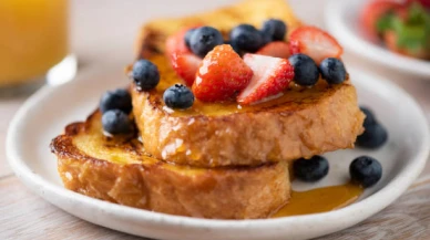 Yumurtalı Ekmek (French Toast) Farklı Versiyonları: Tatlı ve Tuzlu Seçenekler