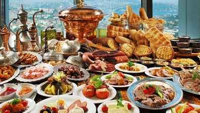 Gastro Turizm: Lezzet Peşinde Gezmek ve Yöresel Tatları Keşfetmek